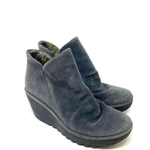 FLY London Yip Oil Suede Wedge Booties Gray Size 38 /‎ US 7.5-8